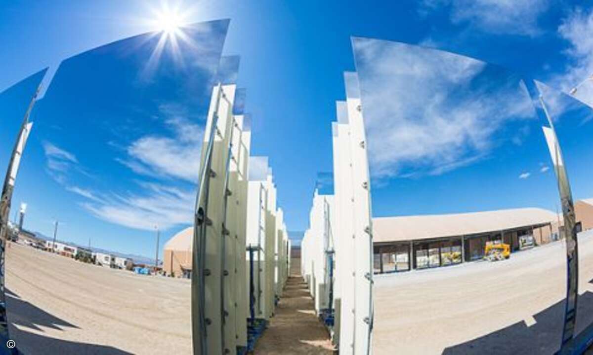 ...für Solarthermie-Kraftwerke. Die amerikanische Firma ist für ihre CSP-Technologie (Concentrating Solar Power) bekannt und hat bereits in der kalifornischen Wüste Mojave... (Foto: BrightSource Energy)
