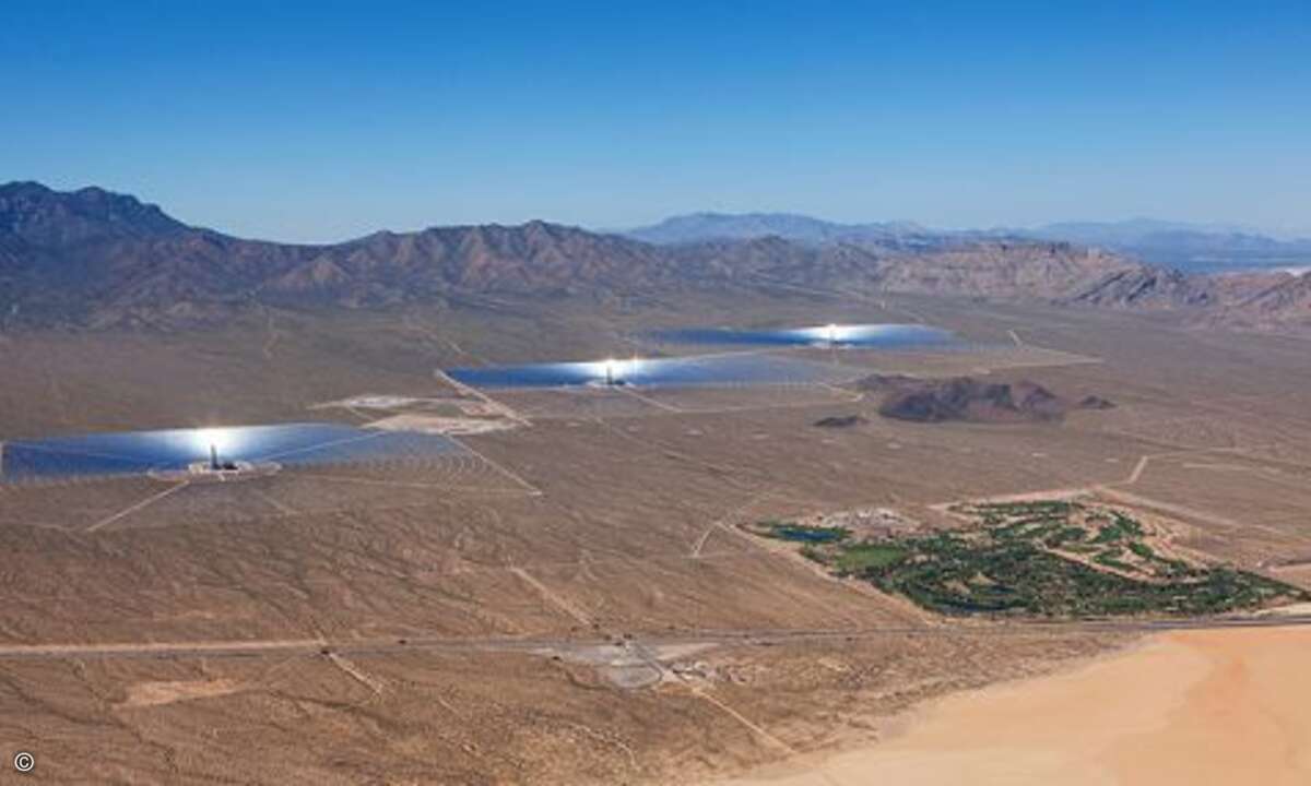 ...dieses Solarthermie-Kraftwerk gebaut. Wie der Name des Projekts Ivanpah schon sagt, wurde das Kraftwerk in ... (Foto: BrightSource Energy)
