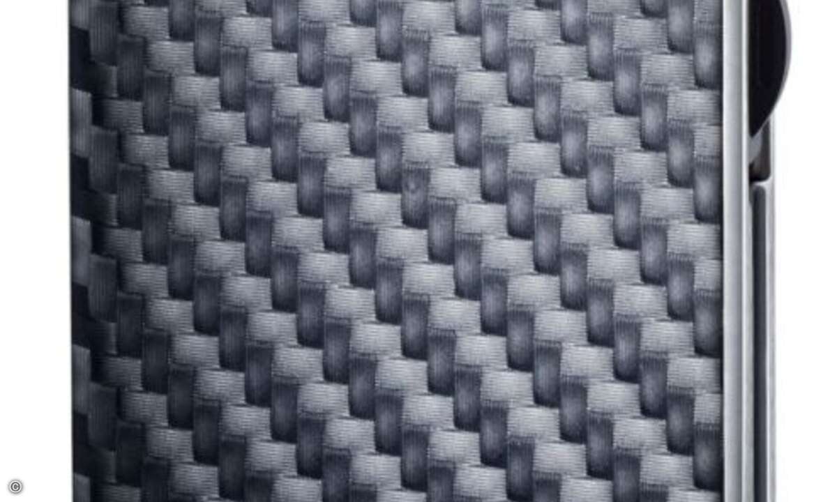 ... mit schickem Design in Carbon Black,... (Foto: brinell)