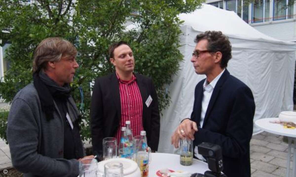 Maik Wetzel (Eset), Sascha Brückner von Teleflash und Matthias Vogler von Carbonite beim Plausch (Foto: CRN)