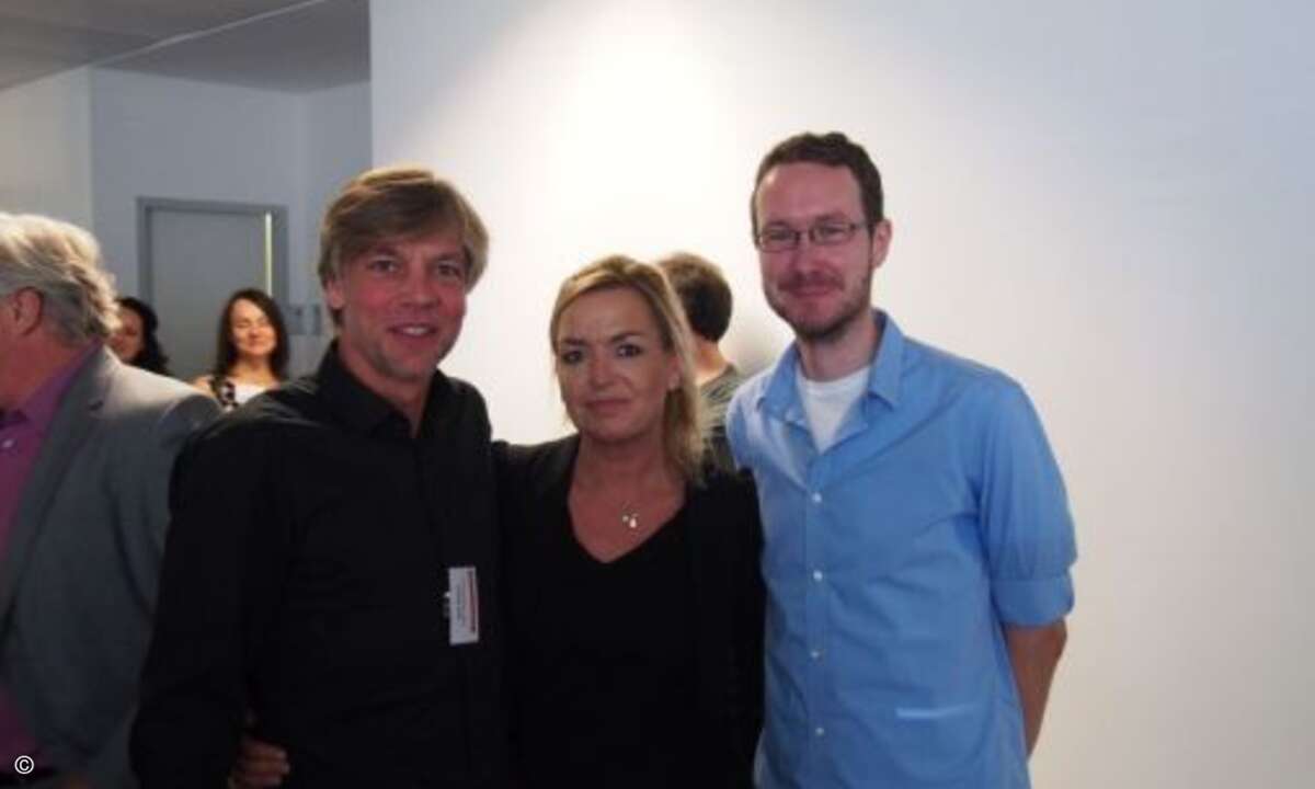 Maik Wetzel (links) gemeinsam mit Carolin Schlüter und Daniel Dubsky (beide CRN)