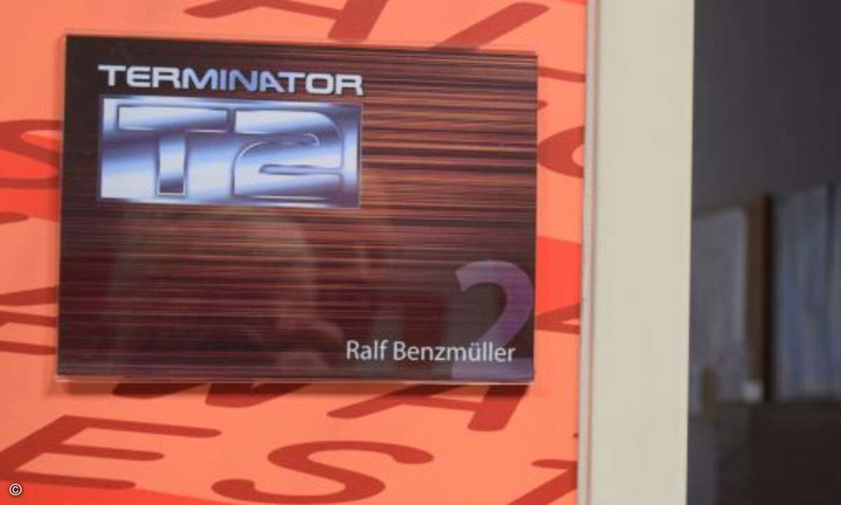 Schrecken aller Hacker und Tischfußballer: Terminator alias Ralf Benzmüller, Leiter Security Labs G Data, kennt jeden Kniff der Gegner.