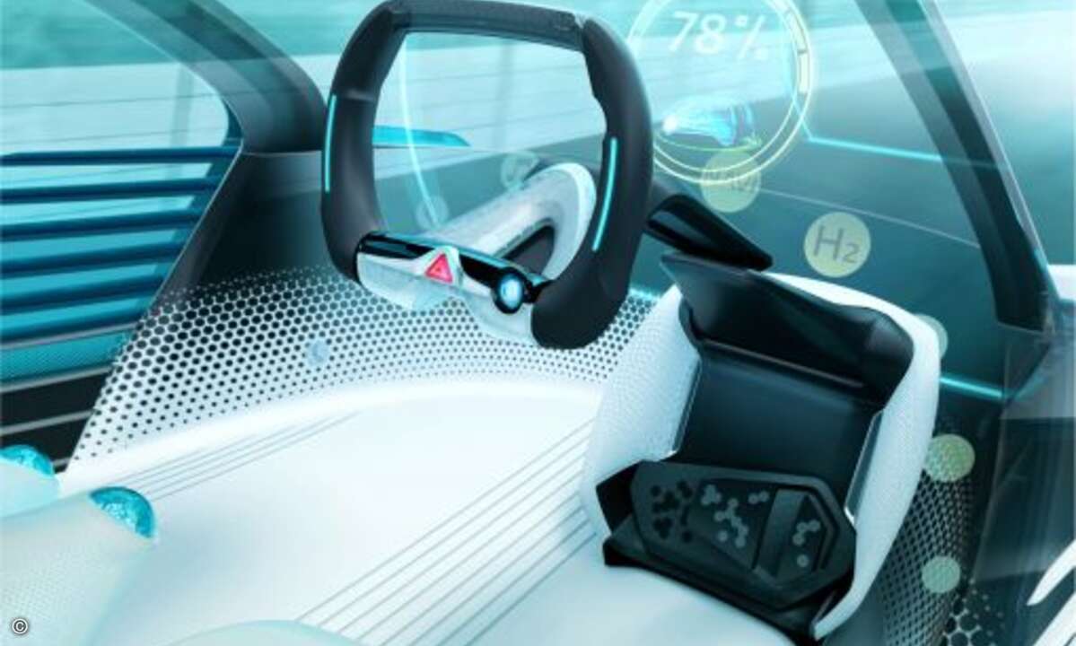 Alle relavanten Informationen werden im Head-Up-Display (HUD) dargestellt. (Foto: Toyota)