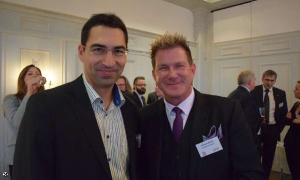 Steffen Buck (DMAG) mit Kosatec-Chef Andreas Sander(Foto: CRN)