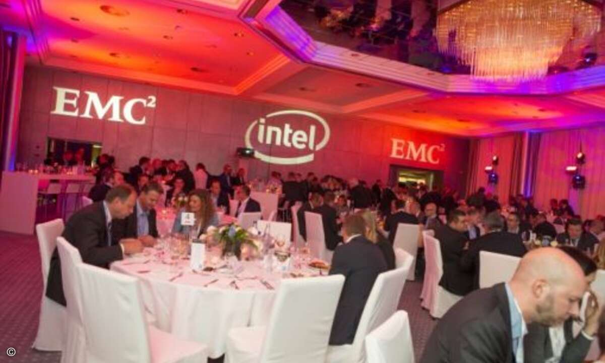 Vor der Award-Verleihung stand ein festliches Abendessen (Foto: EMC)
