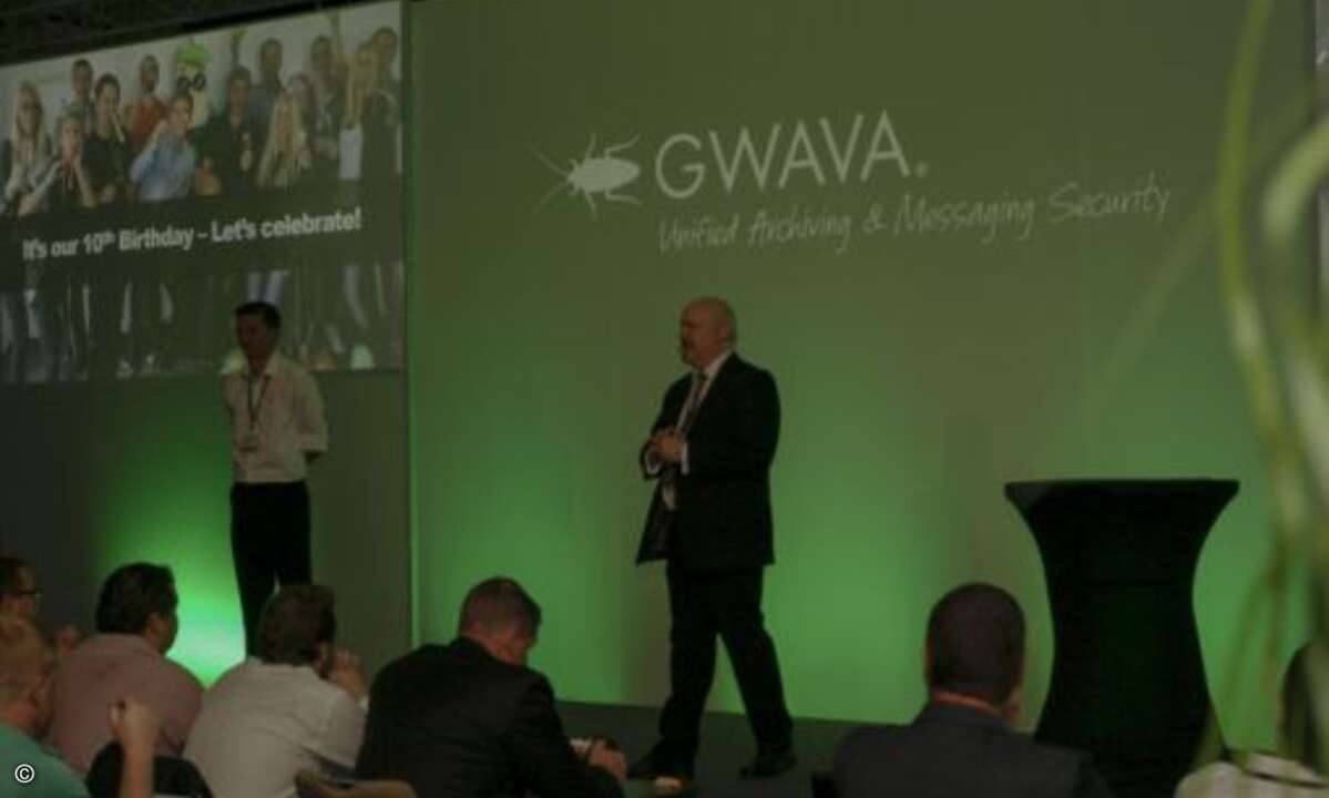 Die Eröffnungs-Keynote hielten Christian Heselhaus und Laurence O'Brien (Foto: GWAVA)