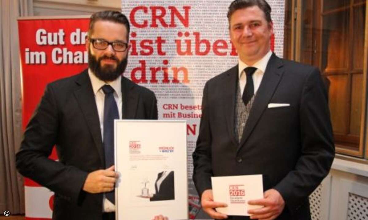 Fröhlich Walter - Note 2,46
Markus Busch von Fröhlich & Walter (links) mit Samba Schulte (CRN) (Bild: CRN)