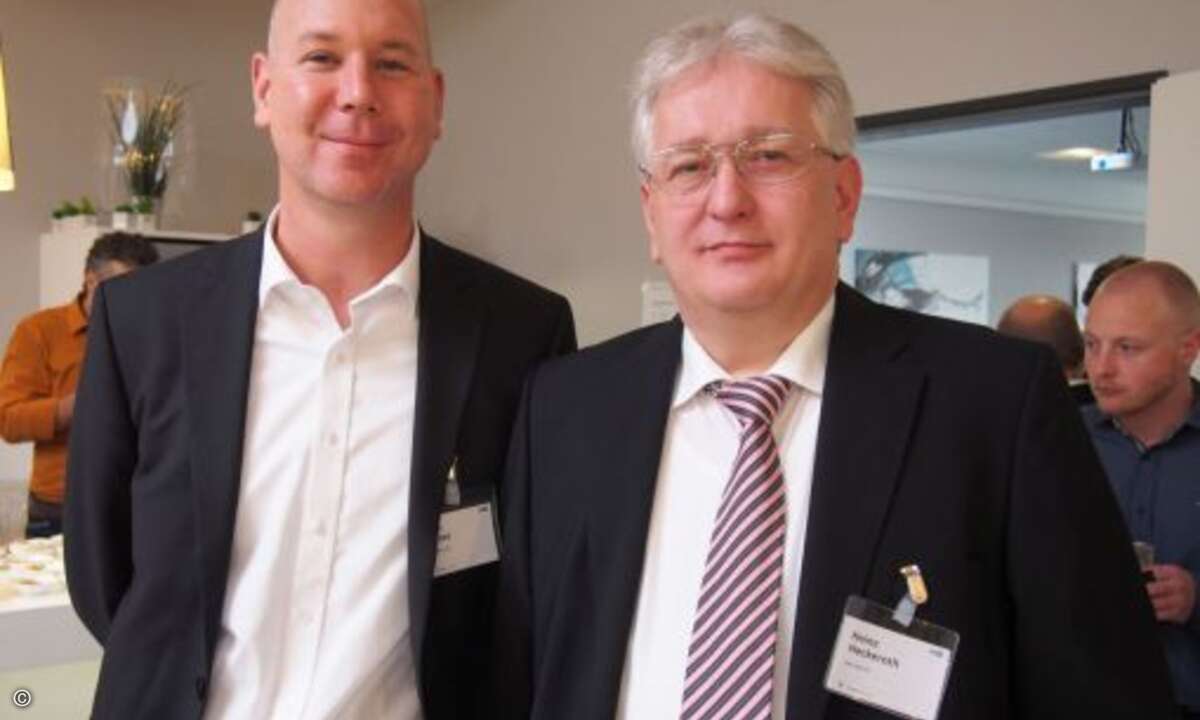 Das zeigte Marc Fischer (links) vom Distributor Ebertlang, der Heinz Heckeroth mitbrachte. Seine Alpha ITS besteht aus 2 Mann und betreut bundesweit IT-Systeme verschiedenster Kunden.