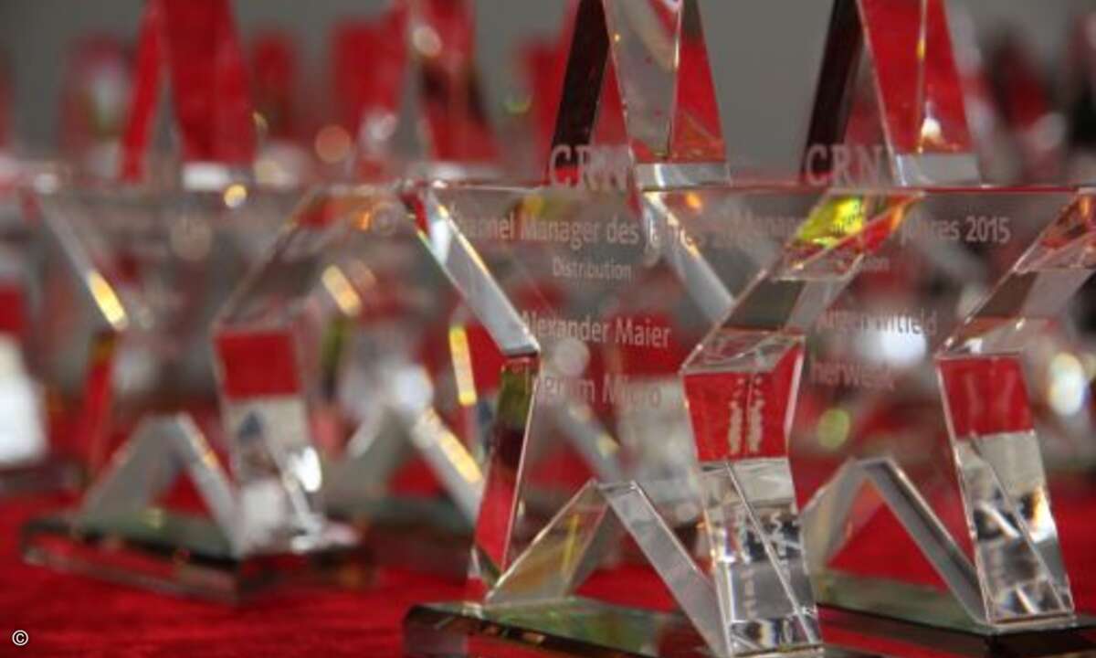 Neben der angereisten Prominenz waren auch die Sterne die Stars des Nachmittags (Foto: CRN)