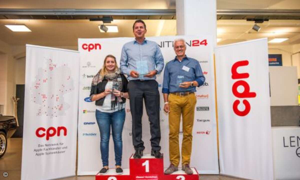 ... und auf’s Treppchen haben es dann (von links nach rechts) Stefanie Klump (Apple Financial Services), Kai Volmer (LG) und Harald Schöfer (Imagic) geschafft  – Herzlichen Glückwunsch (Foto: CPN)
