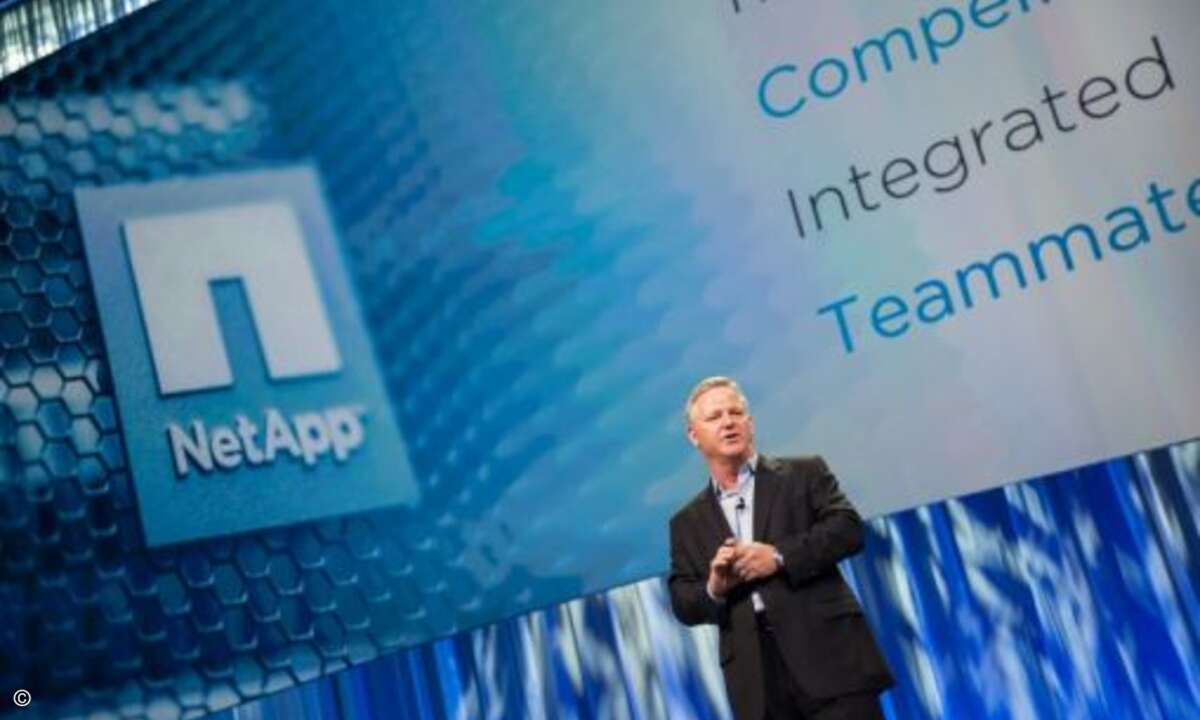 … und erhielten von Rob Salmon einen Einblick in die Entwicklung der Data Fabric (Foto: NetApp)