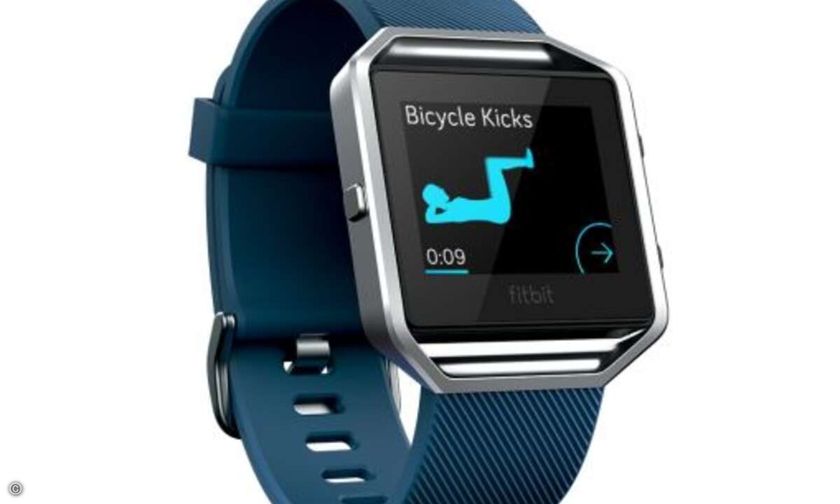 Auch bei Workouts unterstützt die Blaze ihren Besitzer (Foto: Fitbit)