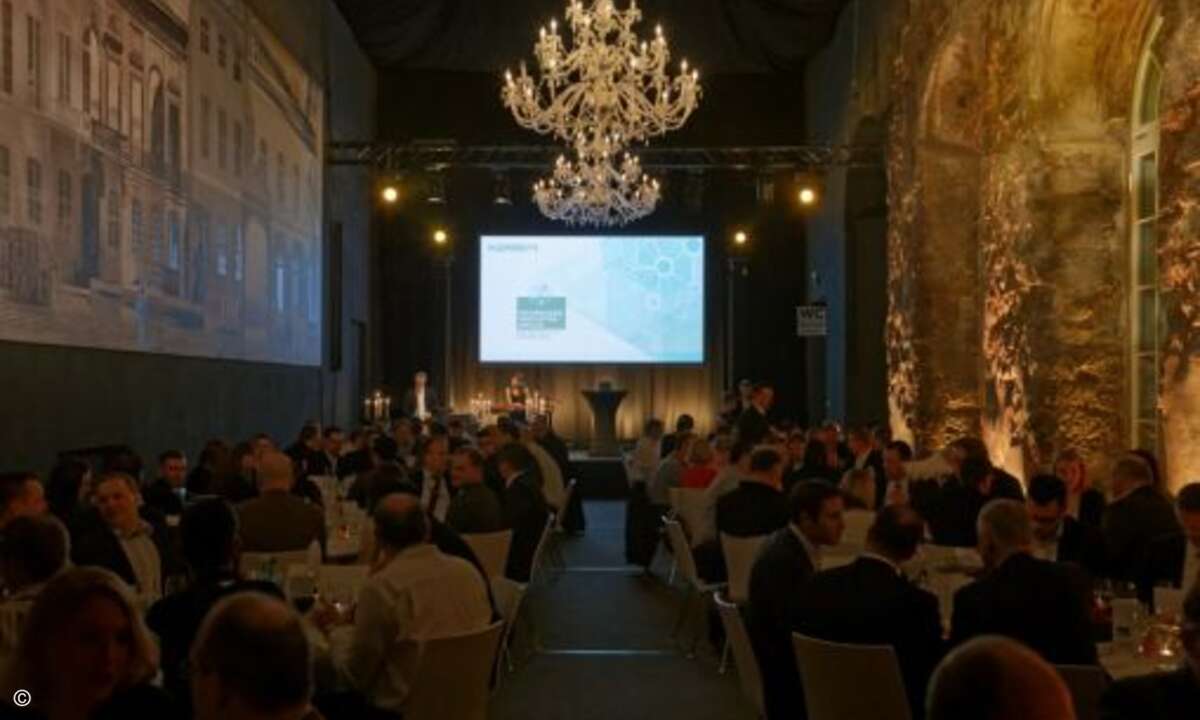 Die Stimmung war gut, die Partner unterhielten sich angeregt (Foto: Kaspersky)