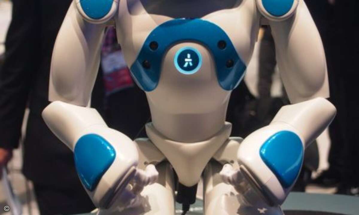 Am IBM-Stand wartete »Watson Robot« auf interessierte Besucher (Foto: CRN)
