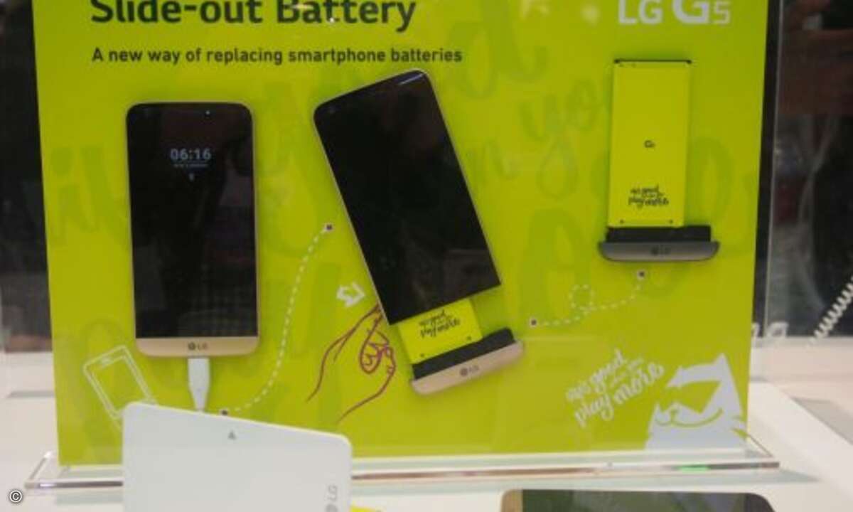 Das G5 von LG sorgte mit seinem modularen Stecksystem .. (Foto: CRN)