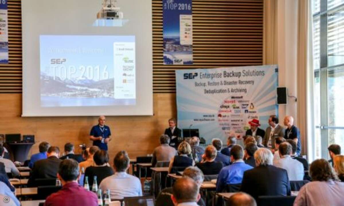 SEP-CEO Georg Moosreiner begrüßt die Partner auf dem siebten SEP Partner Summit (Foto: SEP)