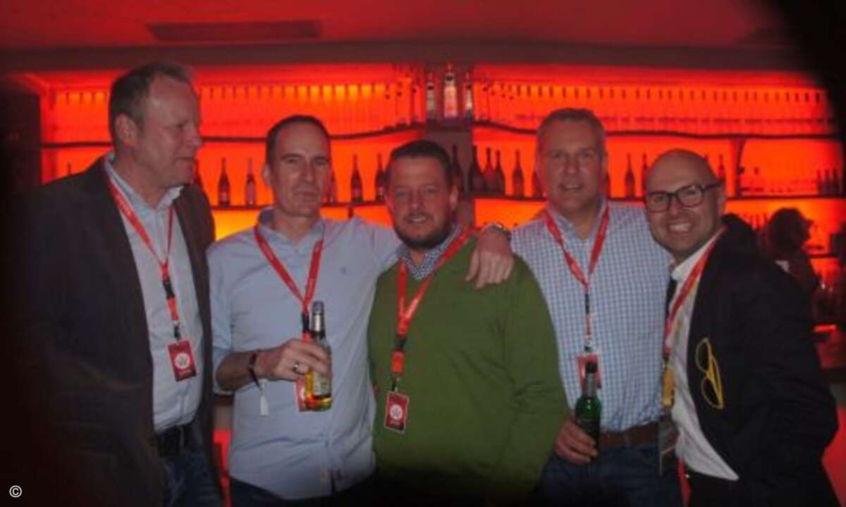 Markus Endejan und Michael Puls (beide Memoryworld), Marcus Gornowicz (SanDisk), Jörg Reimann (UFP) und Maciej Wieczorek von Zotac (Foto: CRN)
