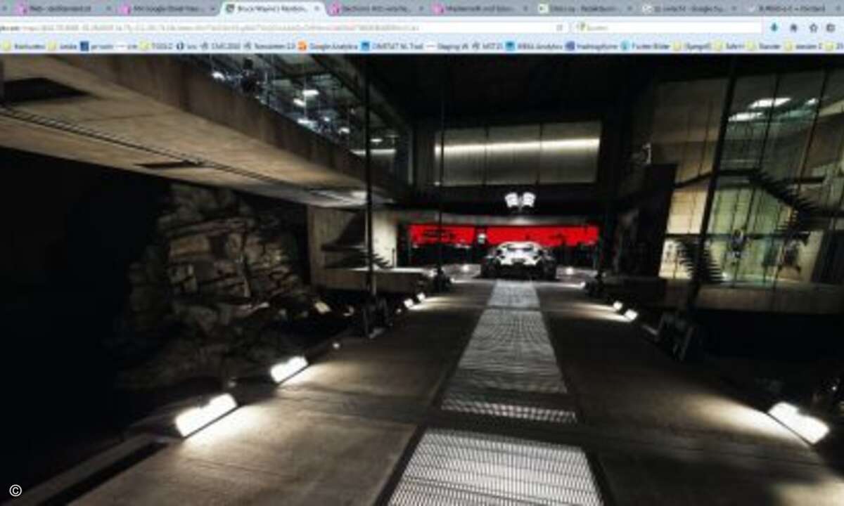 Das Licht am Ende des geheimen Tunnels ist der Eingang zur wohl berühmtesten Fledermaushöhle der Welt (Foto: Screenshot Google Street View)