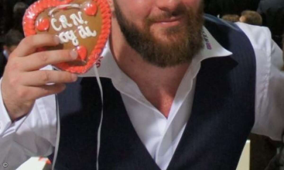 Niels Leibküchler von Wick Hill feiert mit CRN-Herzerl (Bild: CRN)