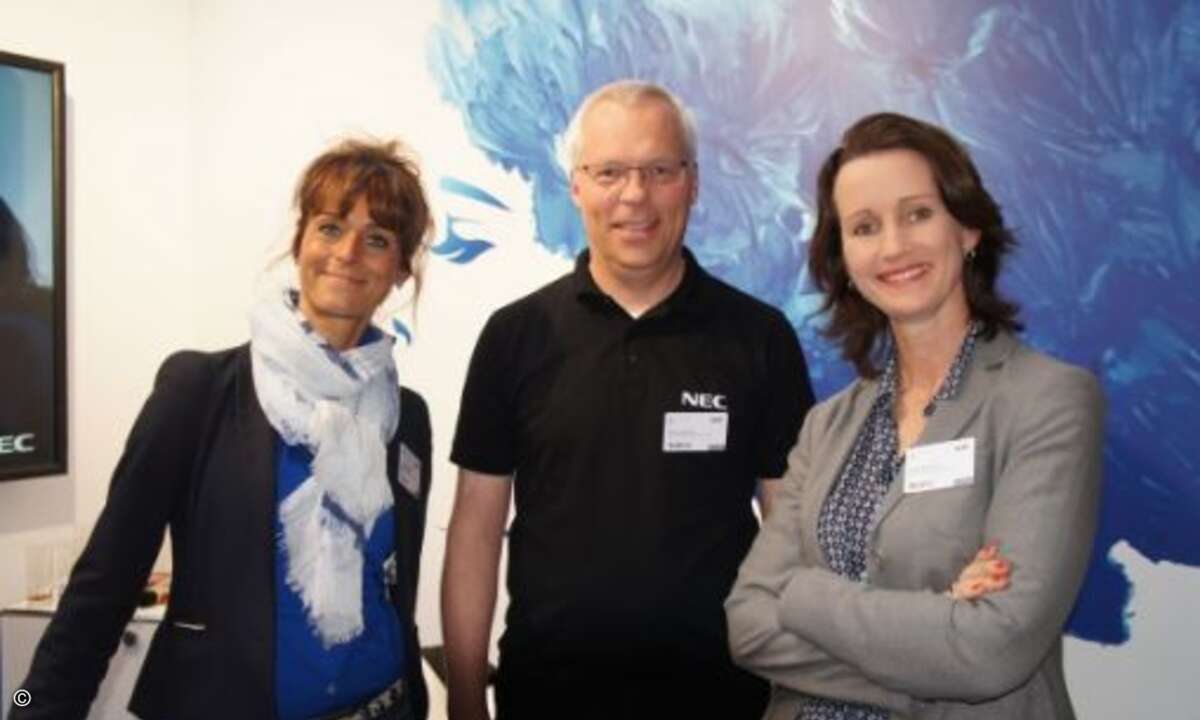 Claudia Hoesen, Björn Doerner und Katja Neumann von NEC Display Solutions (Bild: CRN)