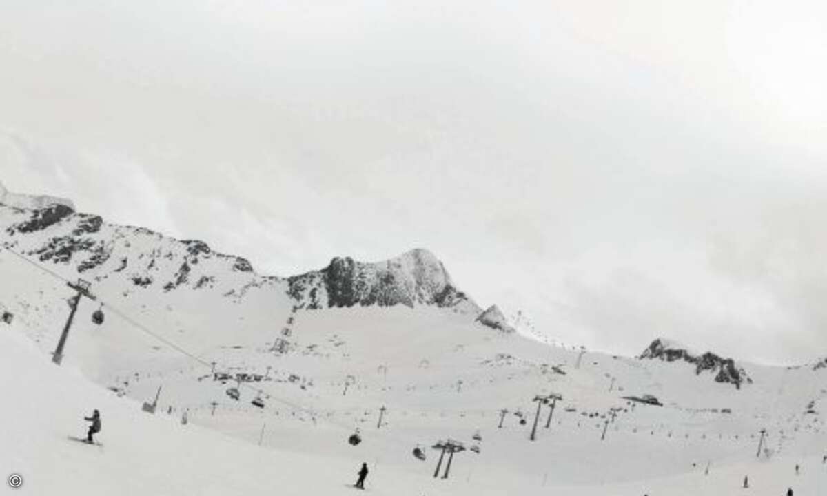 Kein Sprung konnte bei dem Ski-Event zu hoch, kein Satz zu weit sein (Foto: SanDisk / Marcel Lämmerhirt)