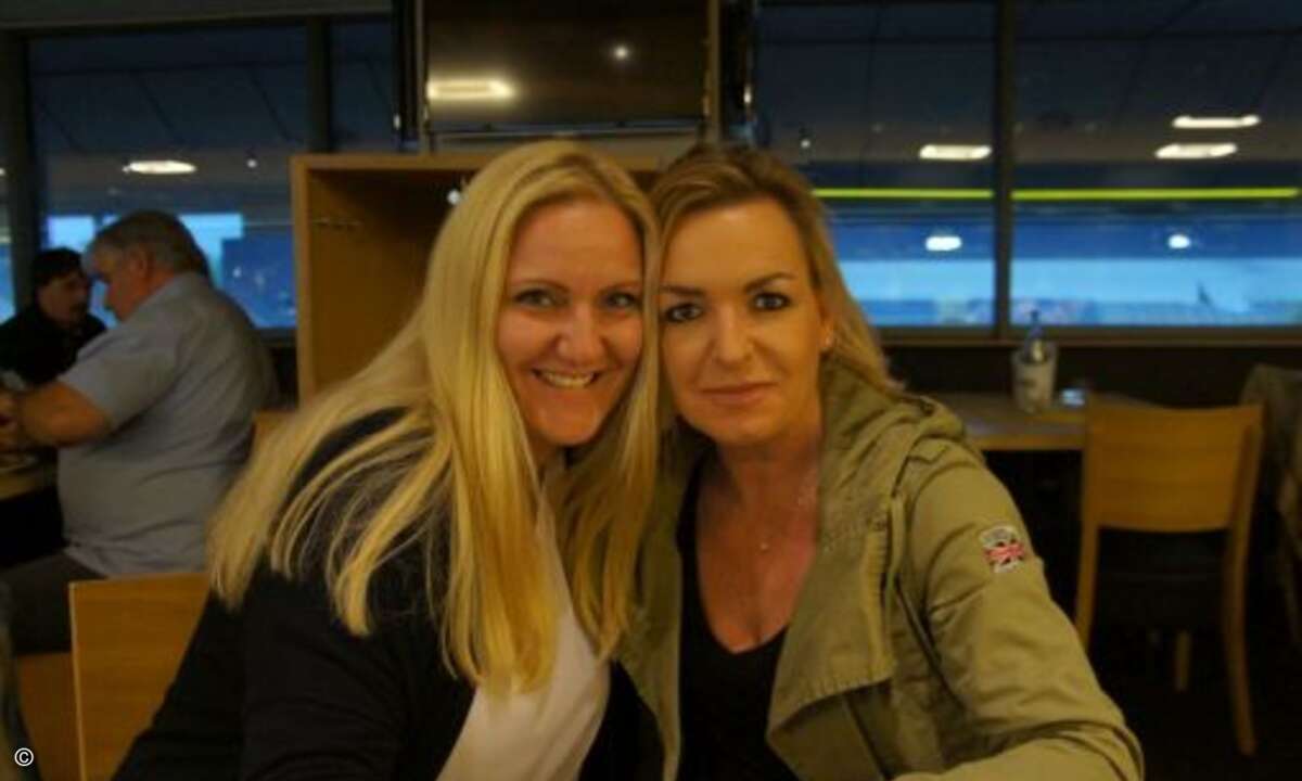 Mel Grunewald (SanDisk) mit Carolin Schlüter (CRN) (Bild: CRN)