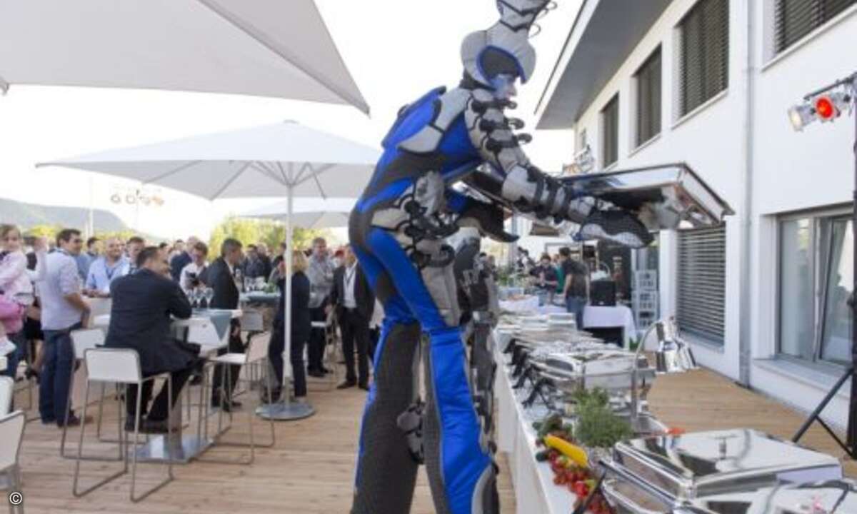 Jetzt bloß nicht das Tablet fallen lassen (Foto: Eset)