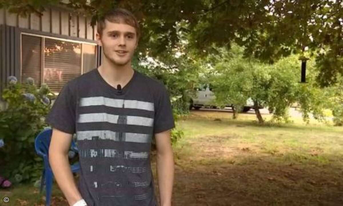 Dieser 22-jährige aus Orgeon wurde nachts während eines Streifzugs nach Pokémon niedergestochen. Doch statt ins Krankenhaus zu gehen, ging er weiter auf die Jagd (Foto: KPTV)