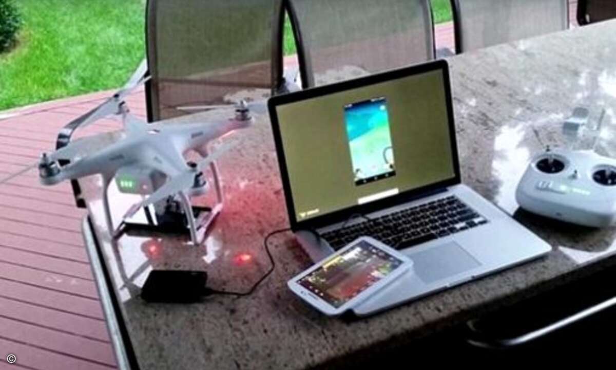 Während Pokemon Go einige Nutzer zum ersten Mal seit Monaten in die Öffentlichkeit treibt, cheaten andere wie Hyperion995, indem sie per Drohne auf Pokemon-Jagd gehen (Foto: Screenshot Facebook)
