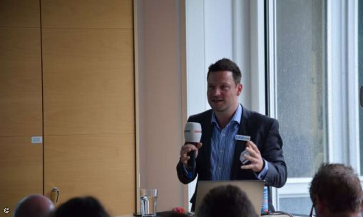 … bevor Andy Hudson (LOGICnow) mit seinem Vortrag zum Thema »The Power of BIG DATA« an der Reihe war (Foto: CRN)