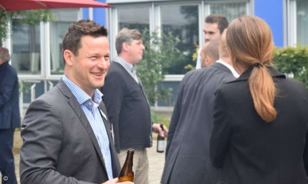 Andy Hudson (LOGICnow) und Sandra Huber (CRN) (Foto: CRN)