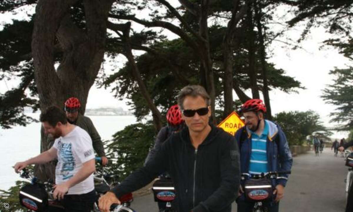 Man ist ja nicht zum Vergnügen bei HPE – Radfahren war angesagt: und zwar über die Golden Gate Bridge. Manch einer testete da lieber die Tauglichkeit von e-Bikes (Drückeberger der CRN bekannt)