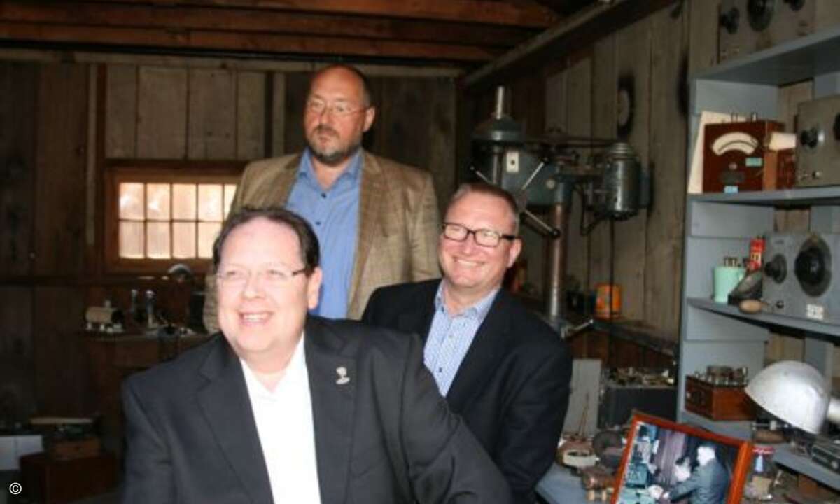 Thomas Volmer (Tropical Island), Andreas Schiffner (HPE) und Michael Schmiedel (Arxes-Tolina) fühlen sich richtig historisch