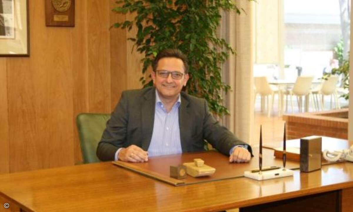Gerry Steinberger (HPE) hat es getestet: Vom Schreibtisch von Dave Packard schaut die Welt doch gleich viel besser aus