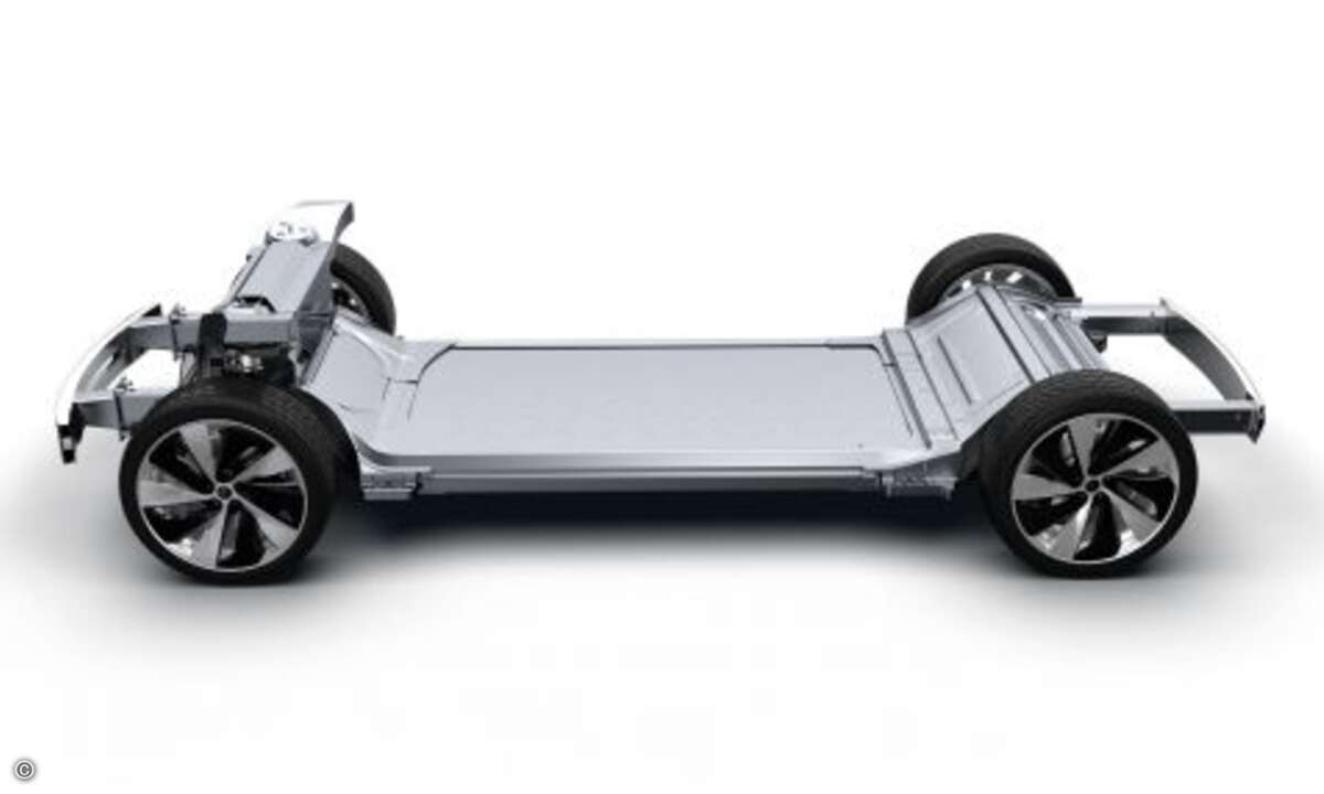 Grundlage sollte eine variable Plattform die mit modularen Akkus und anderen Bauteilen bestückt werden kann (Foto: Faraday Future)