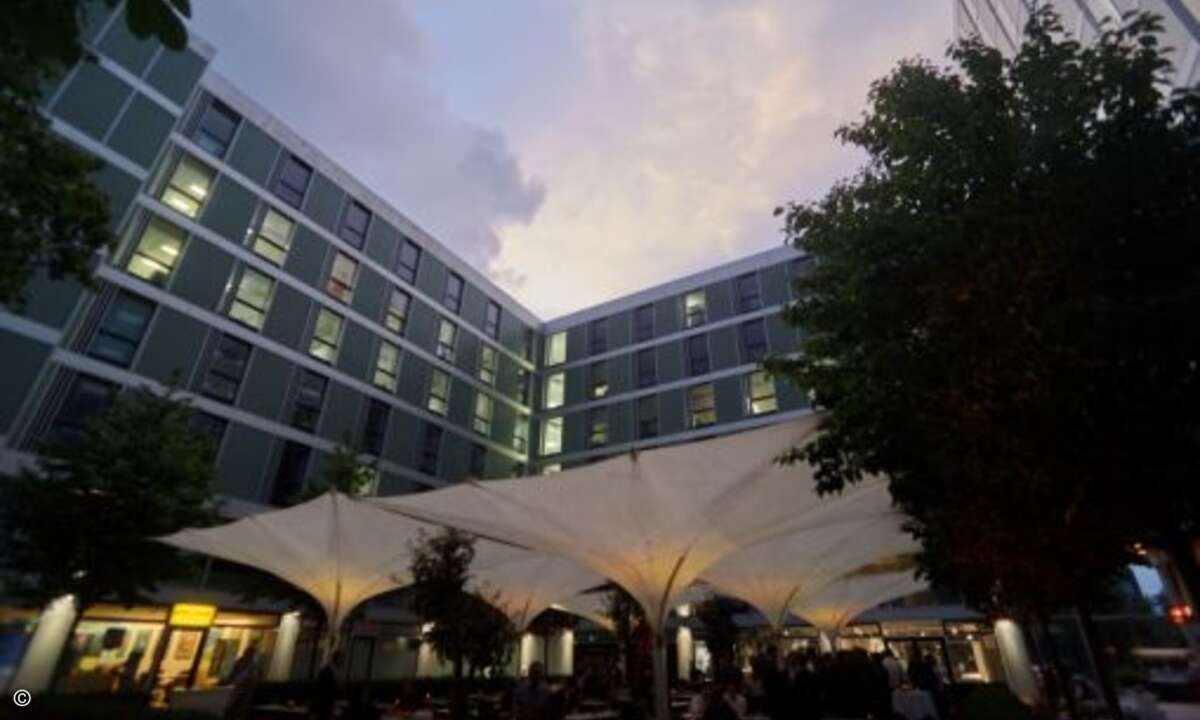 Später riss der Himmel dann aber auf und es blieb trocken (Foto: NetApp)
