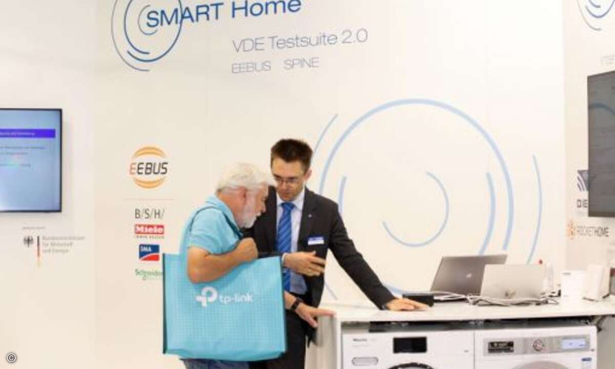 Beim Verband der Elektrotechnik Elektronik Informationstechnik VDE konnte smarte Technik getestet werden (Bild:IFA)