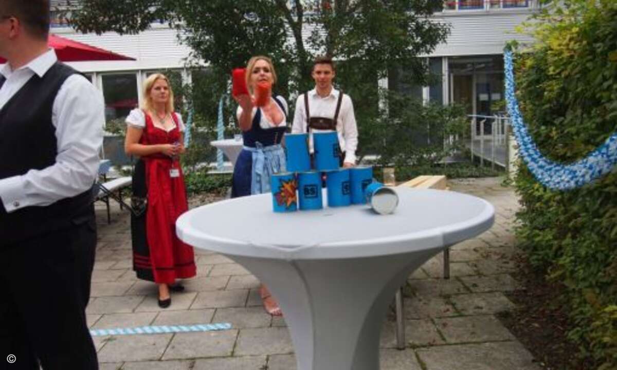 ... Mit Erfolg: nur noch vier Dosen stehen (Foto: CRN)