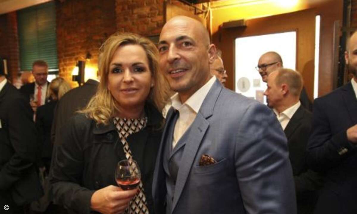 Carolin Schlüter zusammen mit Helge Scherff von Wick Hill + Zycko (Foto: CRN)