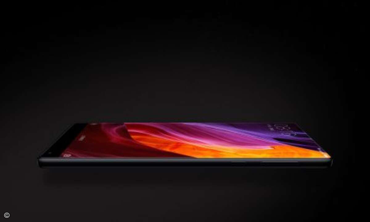 Trotz seiner 6,4 Zoll ist das Xiaomi Mi Mix nicht viel größer, als andere Phalbets mit
