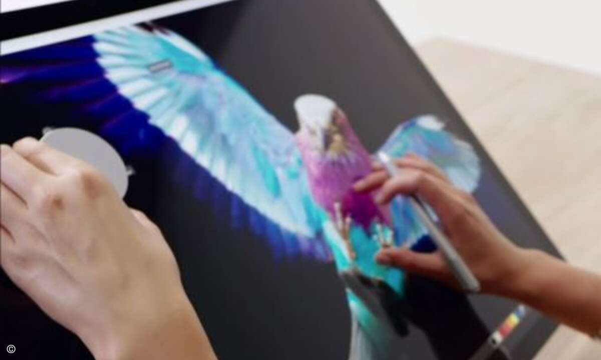 ... erweitert die Bedienmöglichkeiten (Foto: Screenshot Livestream Microsoft)