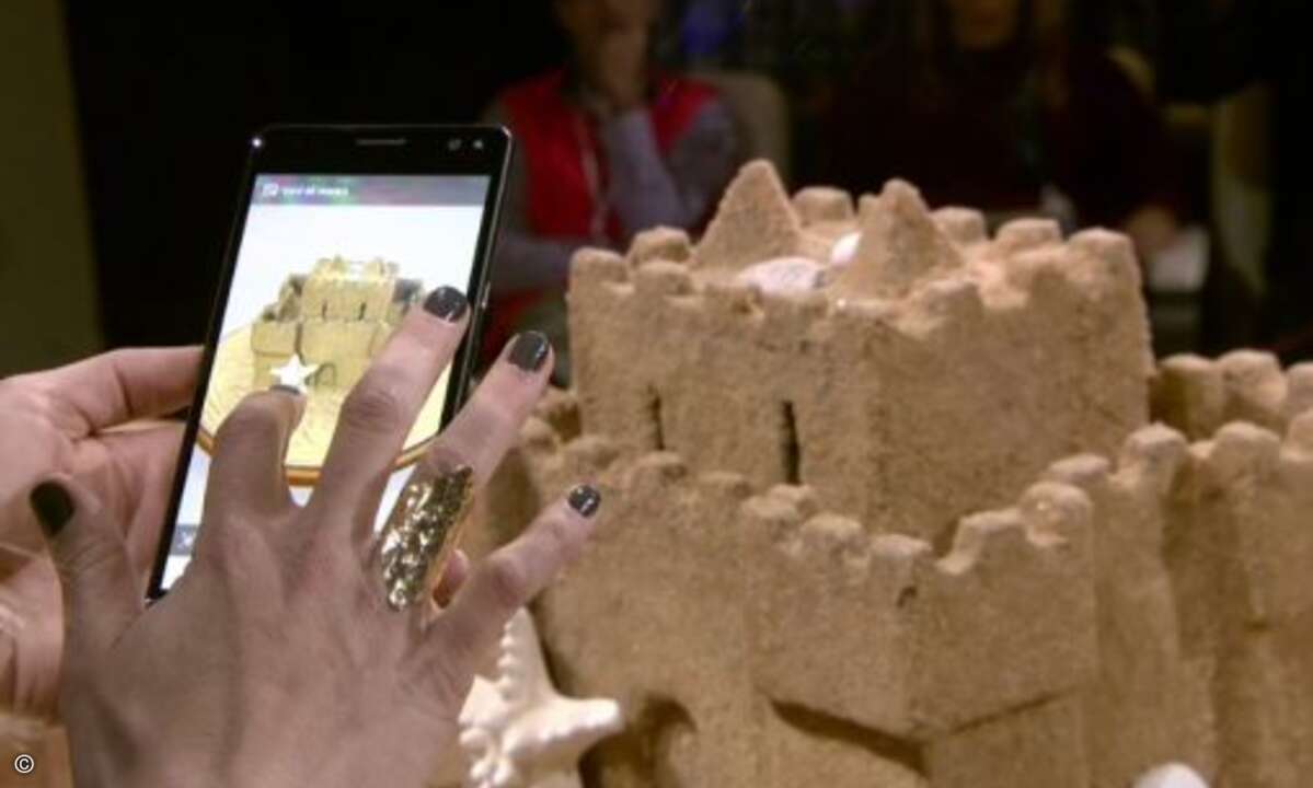 ...per Smartphone in 3D-Modelle verwandeln, die dann beispielsweise in Paint 3D oder dem neuen PowerPoint genutzt werden können (Foto: Screenshot Livestream Microsoft)