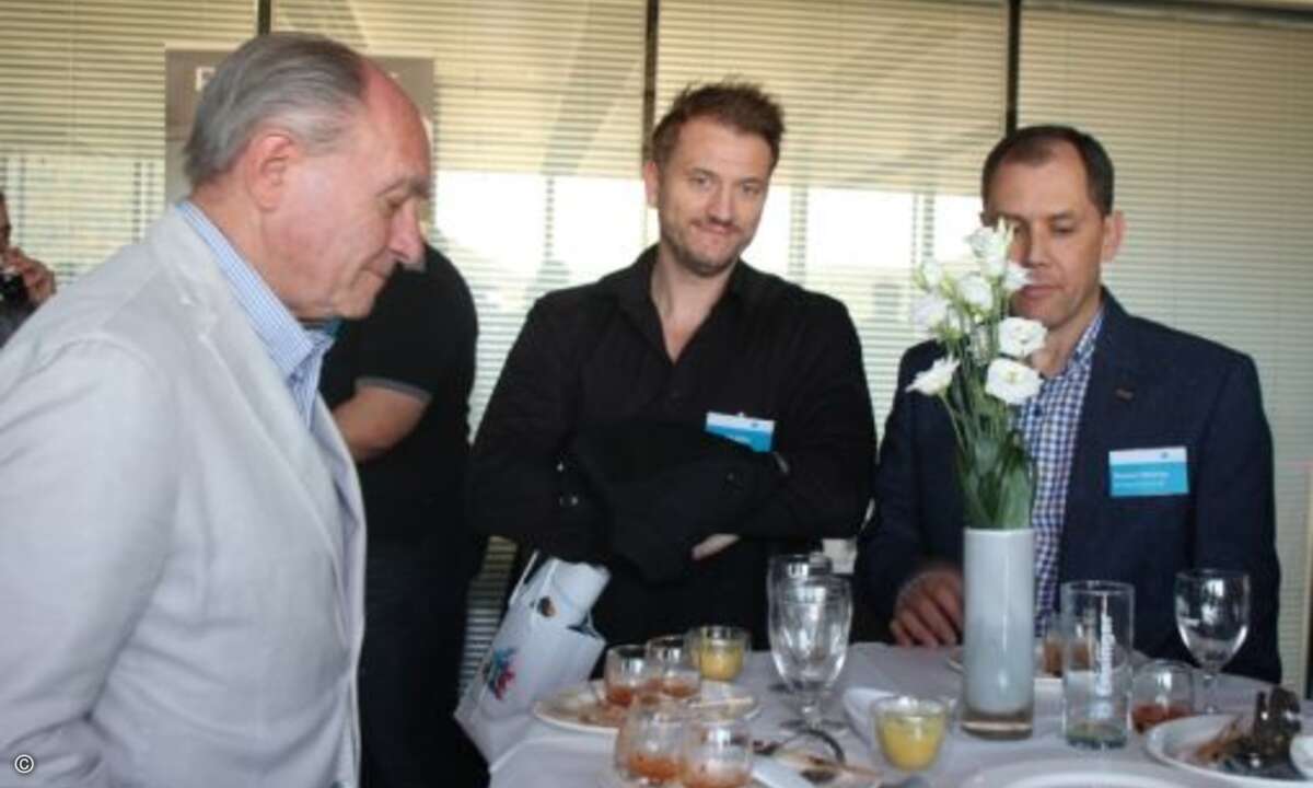 Marcel Herzog, Ramazan Balta und Thomas Rosenau von Ostertag Solutions (v.li.) (Foto: C4B)