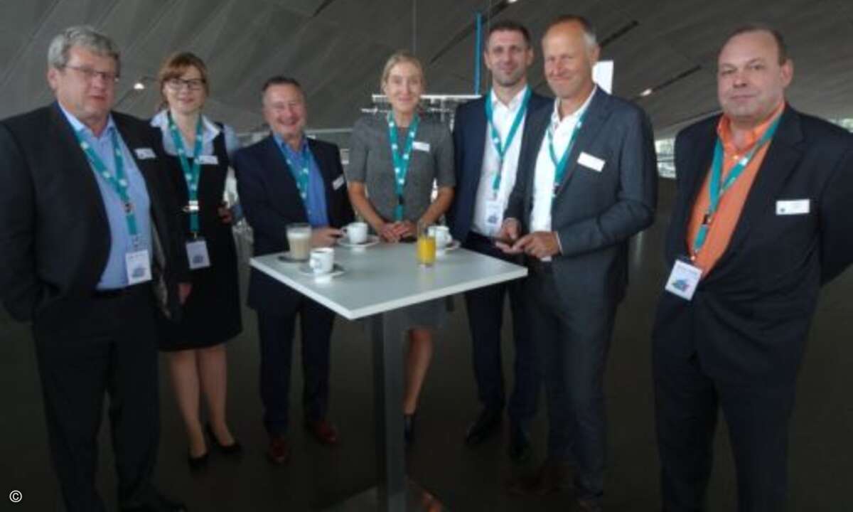 Das C4B-Team in München: Dieter Neumann, Anna Schleipfer-Chakhchoukh, Peter Schittko, Martina Ludewig, Oliver Nowak, Dirk Lux und Andreas Schuler (v.li.) (Foto: C4B)