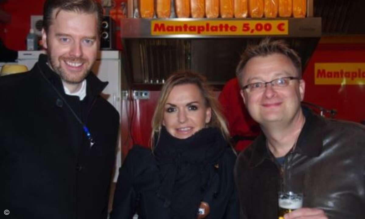 Tim Netzband (Also) mit Carolin Schlüter und Folker Lück von CRN (Bild: CRN)