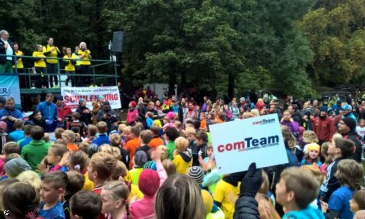 Für Unterstützung durch Fans war natürlich auch gesorgt (Foto: Comteam)