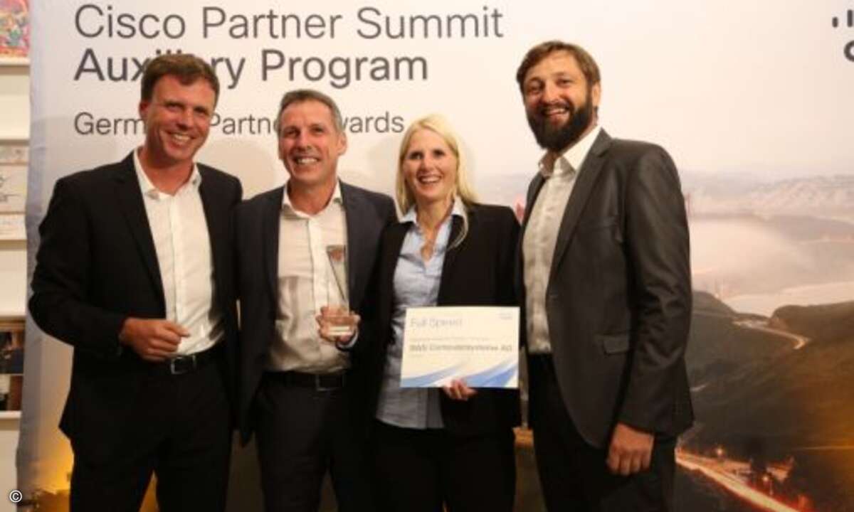 SWS Computersysteme wurde im Bereich »Marketing Innovation« ausgezeichnet, den Preis nahmen Vorstandsvorsitzender Christian Schreiner und Account Managerin Ariane Schreiner entgegen (Foto: Cisco)