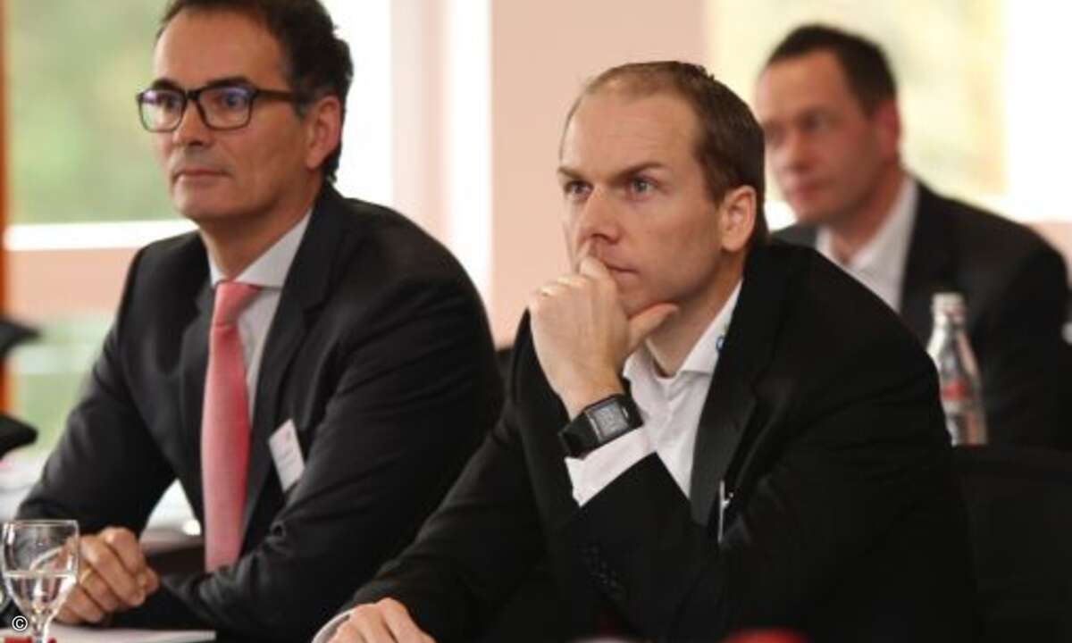 Vor ihren Vorträgen warteten auch Andreas Bortoli (c-entron software GmbH) und Philip Semmelroth (C&S Computer & Service) gespannt darauf, wer in diesem Jahr... (Foto: CRN)
