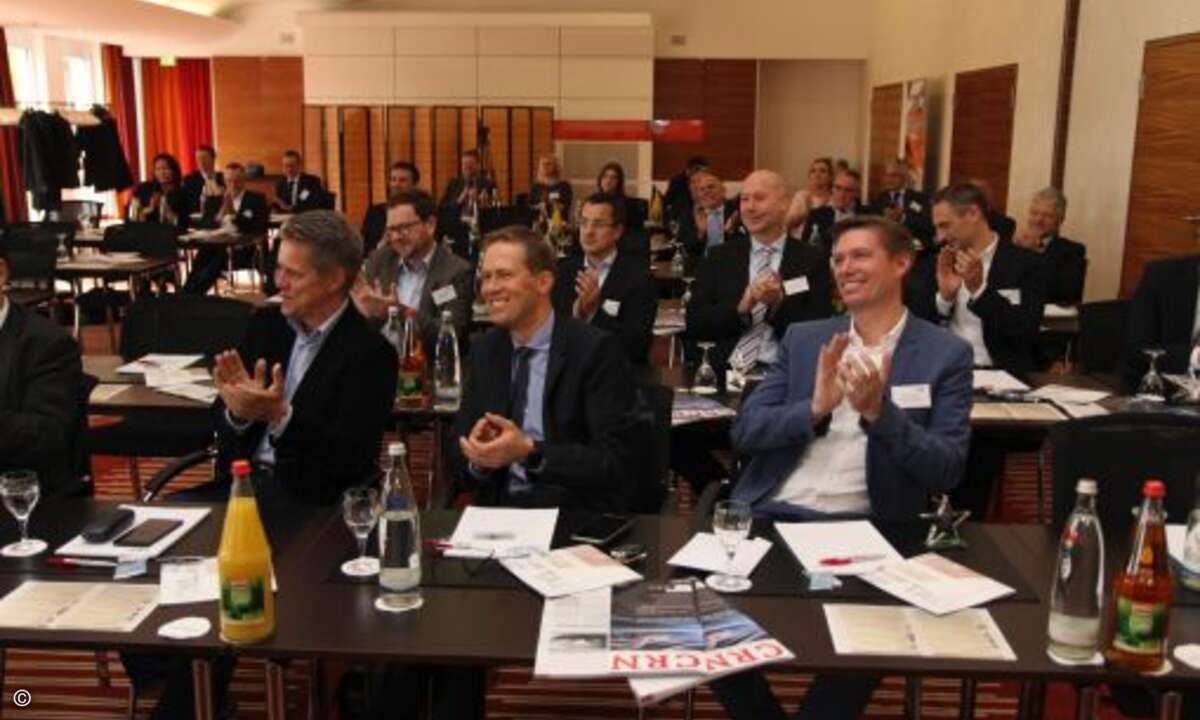 Die Gewinner hatten sich ihren Award und natürlich auch den Applaus der Kollegen redlich verdient (Foto: CRN)