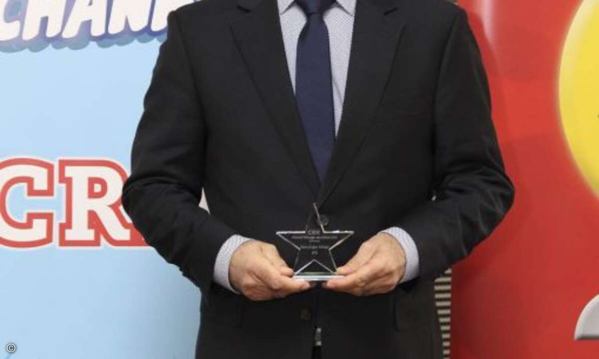Hans Jürgen Schöpf von IFS konnte ebenfalls eine der begehrten Auszeichnungen mit nach Hause nehmen (Foto: CRN)